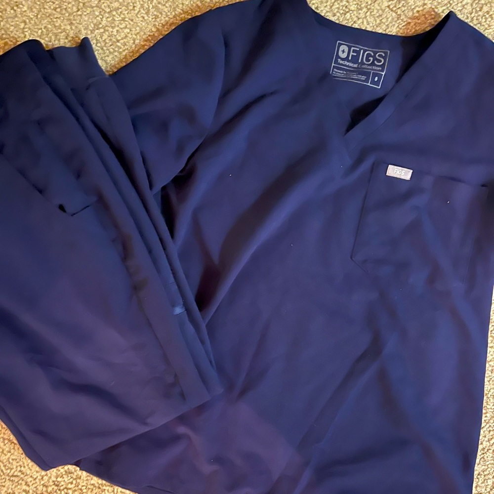 Figs Medium Scrub Set Navy